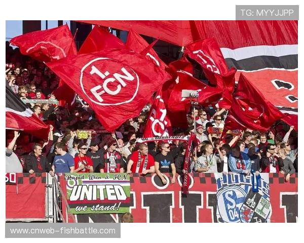 拜仁连续20场德甲至少进2球，追平自身历史纪录